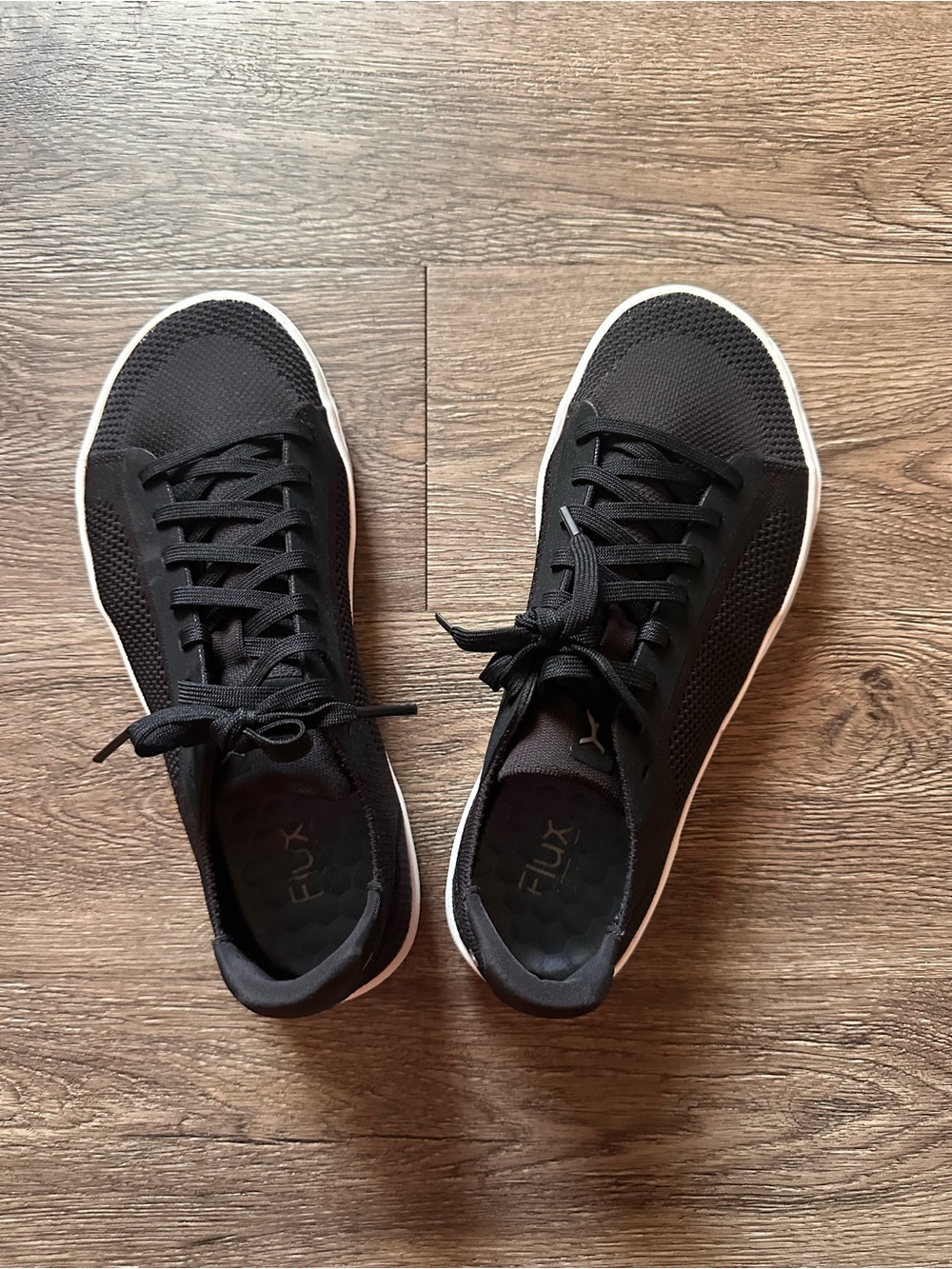 Flux M 9.5 W 11 black and white trainers excellent used condition - Picture 2 of 5